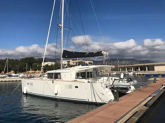 Lagoon 450 F