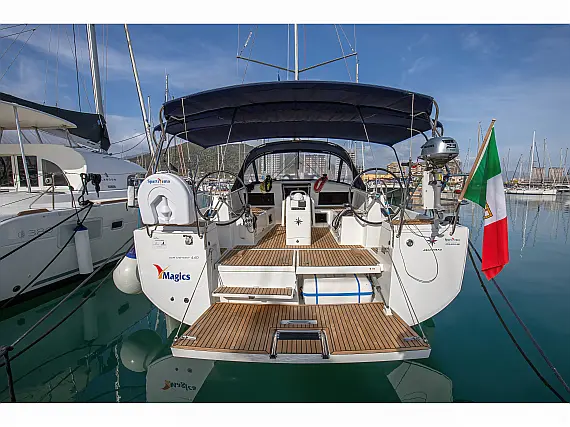 Sun Odyssey 440