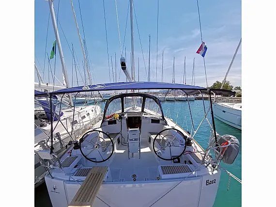 Sun Odyssey 449