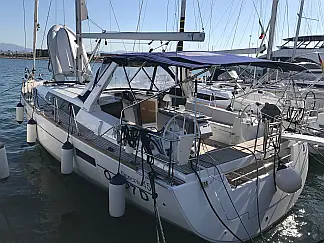 Oceanis 45 - External image