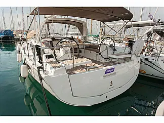 Oceanis 41.1 - External image