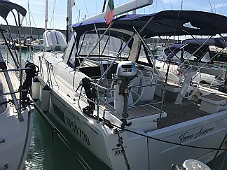 Oceanis 46.1 (4 cab) - External image