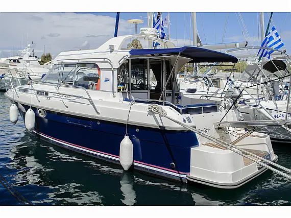 Nimbus 320 Coupe