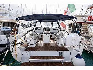 Oceanis 40.1 - External image