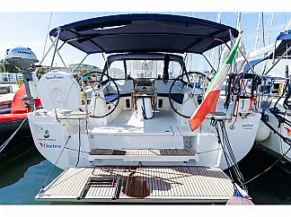 Oceanis 40.1 - External image