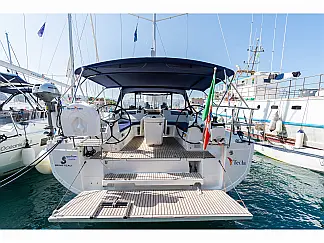 Oceanis 40.1 - External image