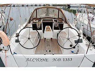 Dufour 350 Grand Large - External image