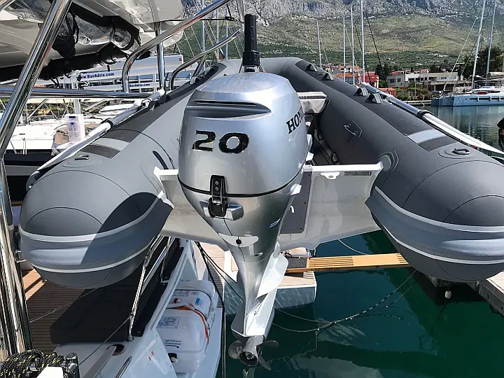 Lagoon 42 owner version - 
