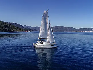 Lucia 40 - External image