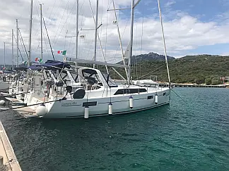 Oceanis 41.1 - External image