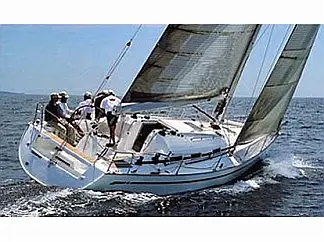 Bavaria 38 Match - External image