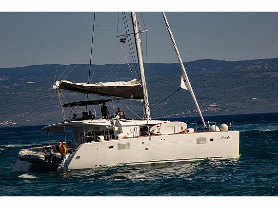 Lagoon 450 F