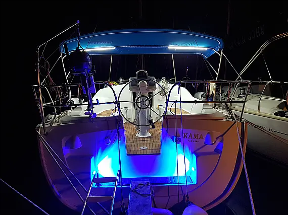 Sun Odyssey 35