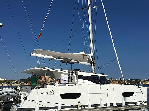 Lucia 40