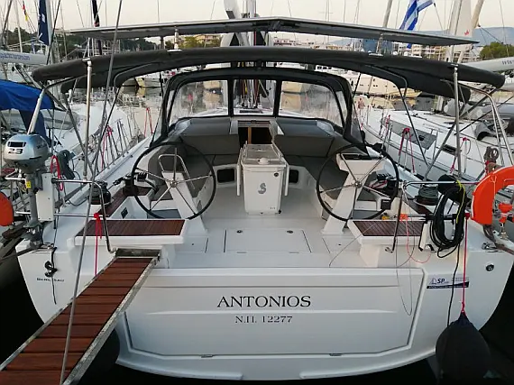 Oceanis 51.1