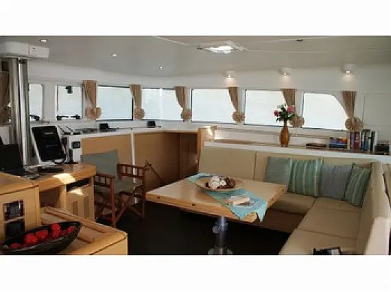 Lagoon 500 12 berths  - Internal image