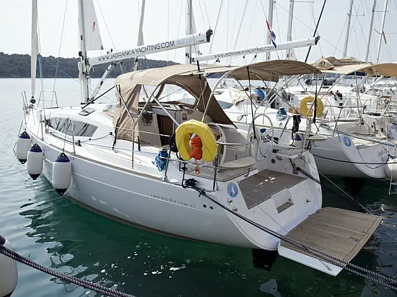 Elan 35 Impression