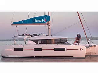 Sunsail 46 Cat - External image