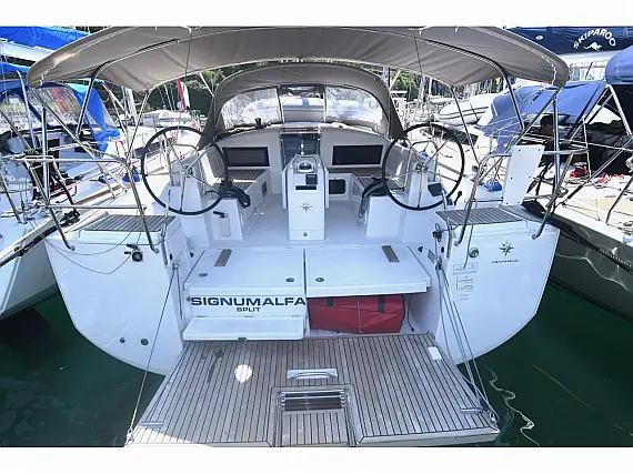 Sun Odyssey 440 - Immagine esterna