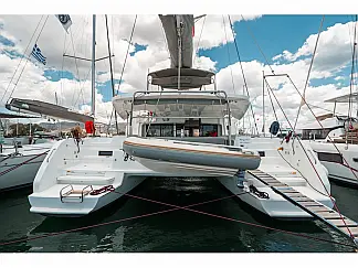 Lagoon 46   - External image