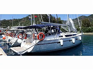 Bavaria Cruiser 41 - External image