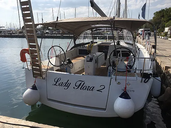 Sun Odyssey 490