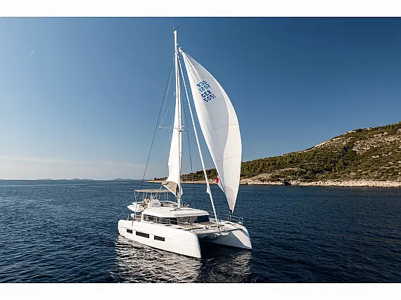 Dufour Catamaran 48 