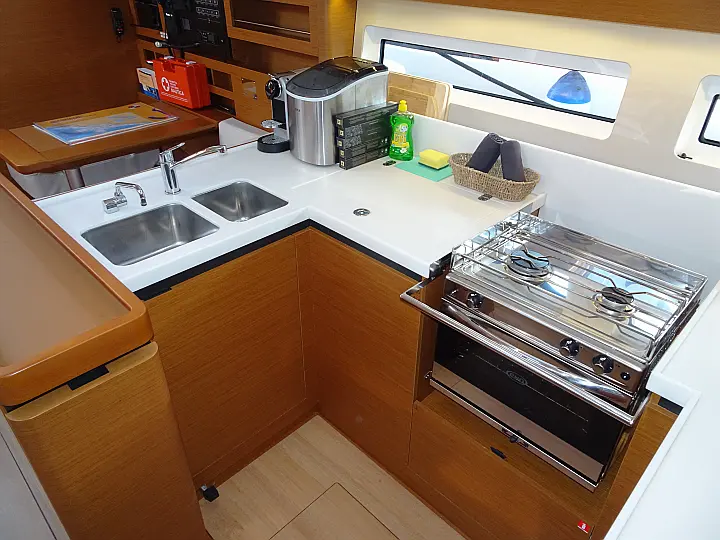 Sun Odyssey 490 - 