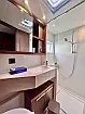 Lagoon 46  - Toilet