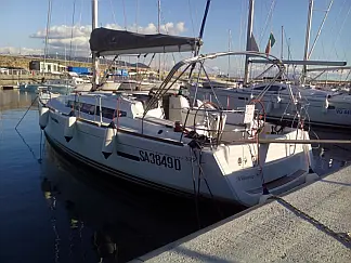 Sun Odyssey 379 - External image