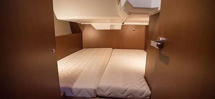 Oceanis 38.1 - 