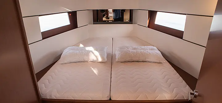 Oceanis 38.1 - 