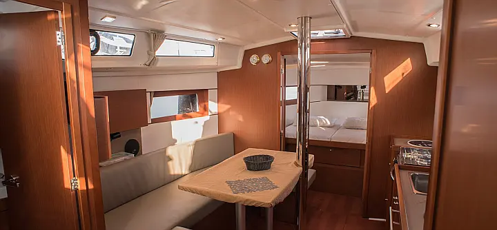 Oceanis 38.1 - 