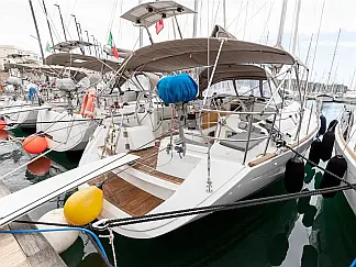 Sun Odyssey 44 i - External image