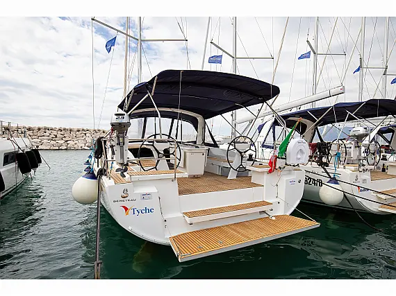 Oceanis 46.1 (bunk cab)