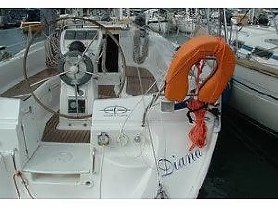 Bavaria 36 Cruiser - External image