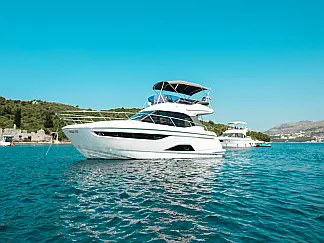 Bavaria R40 FLY - External image