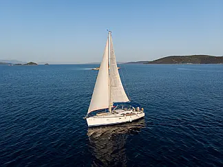 Oceanis 393 Clipper - External image