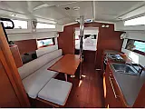 Oceanis 38.1 - Internal image