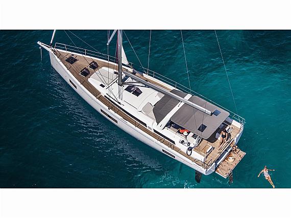 Oceanis 54