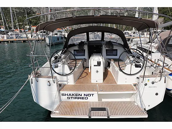 Sun Odyssey 410 - Immagine esterna