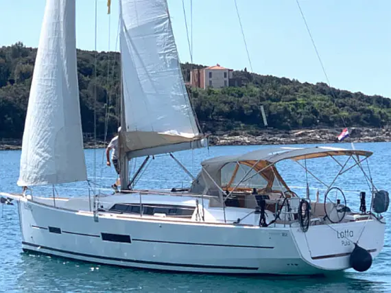 Dufour 382 Grand Large - 3 cab