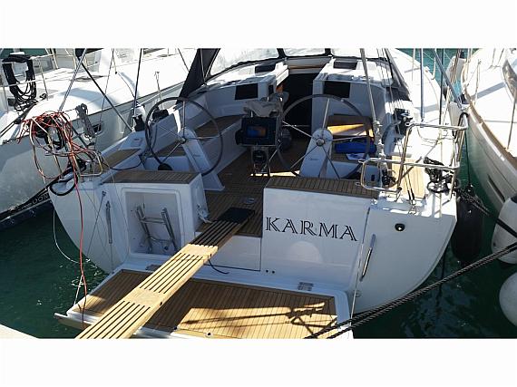 Hanse 415