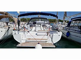 Oceanis 46.1 - External image