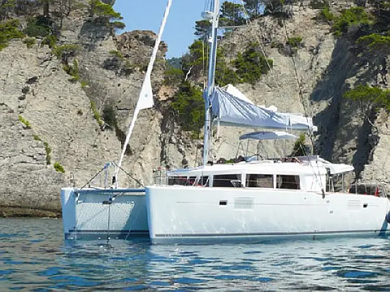 Lagoon 450 F
