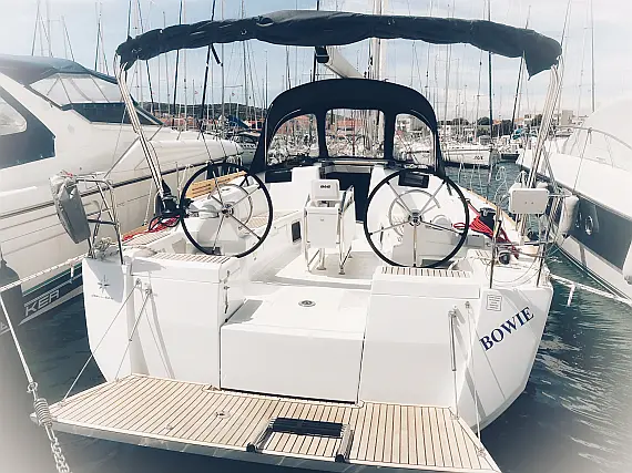 Sun Odyssey 419
