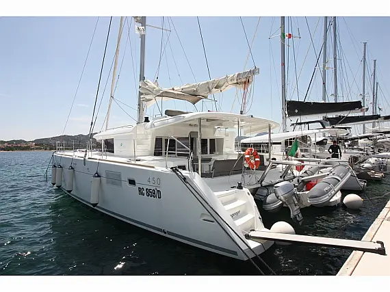 Lagoon 450F 