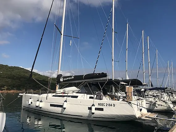 Dufour 530