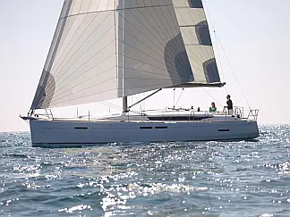 Sun Odyssey 449 - External image