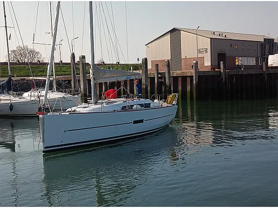 Dufour 310 Grand Large